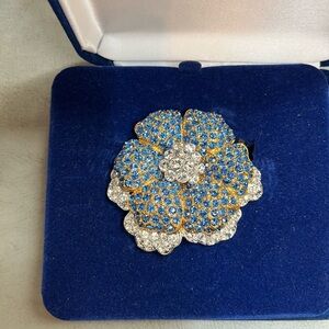 Camrose and Kross Gold and Blue Vintage-Inspired Floral Brooch